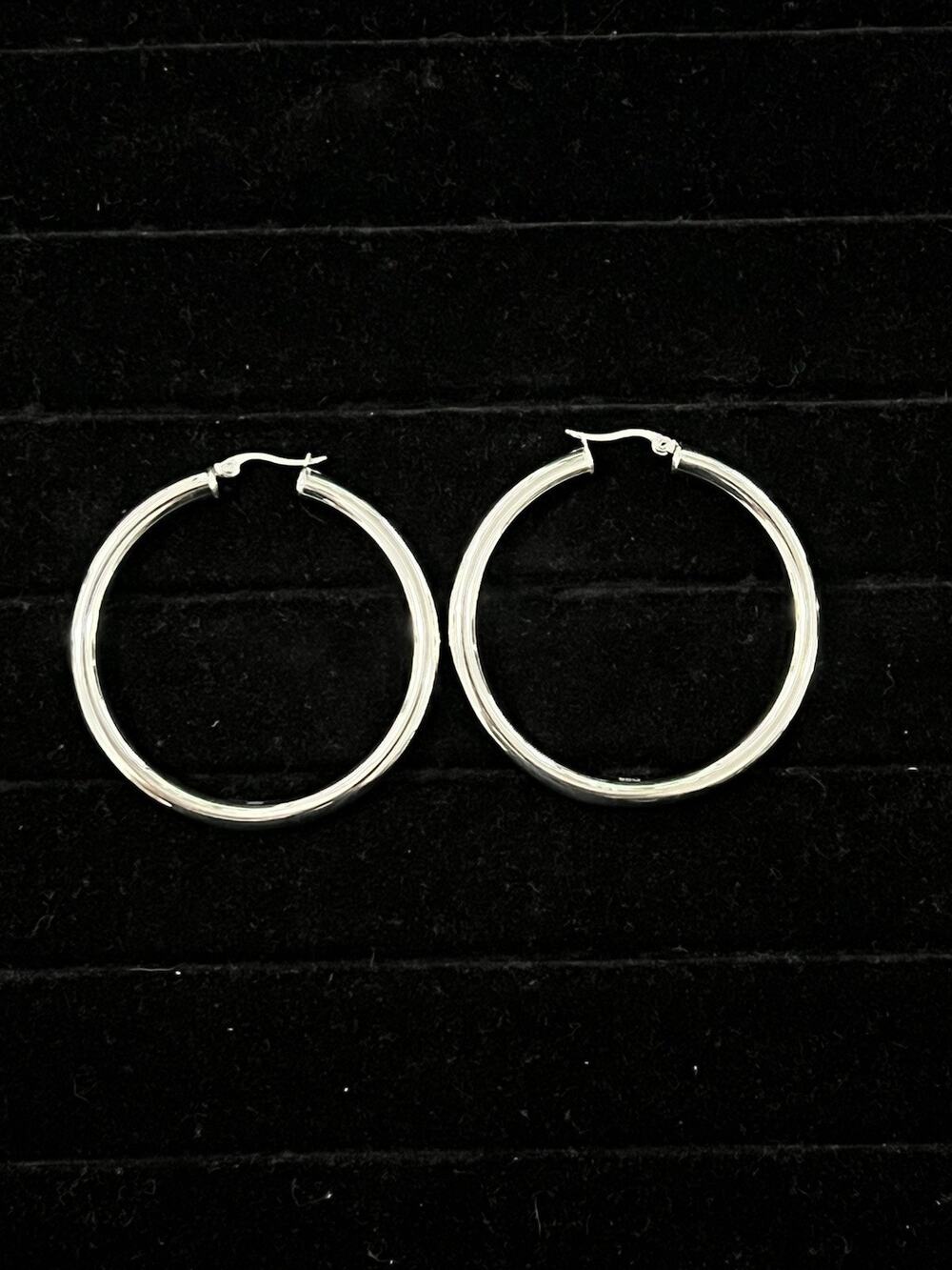 Stainless Steel Hoop Earrings 1.75” Silver Tone Classic Round Hinged